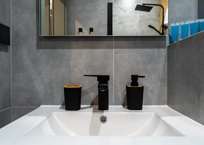 Nikiszowiec Lavish By Bookinghost * קטוביץ